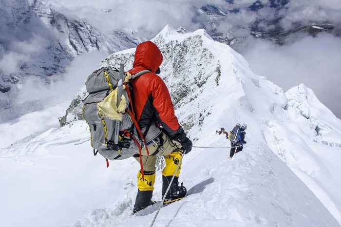 Alpinism pentru intermediari în Himalaya: cele mai recomandate 4 vârfuri nepaleze.